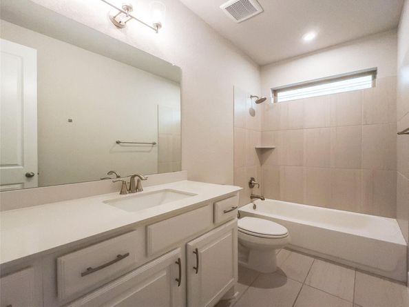 337 Alicante LN, Liberty Hill TX 78642