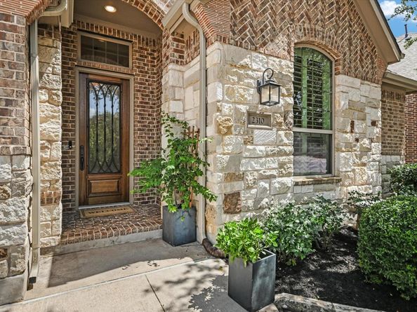 2310 Mansfield LN, Cedar Park TX 78613