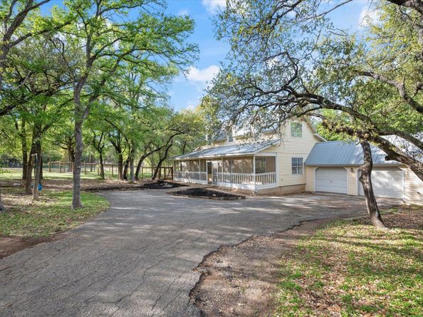 201 N Oak Hollow RD, Georgetown TX 78628