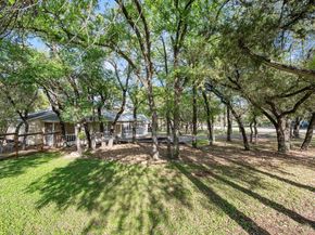 201 N Oak Hollow RD, Georgetown TX 78628