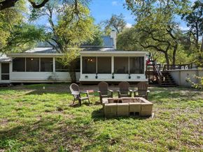201 N Oak Hollow RD, Georgetown TX 78628