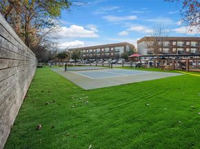 2505 Thornton RD 1105, Austin TX 78704