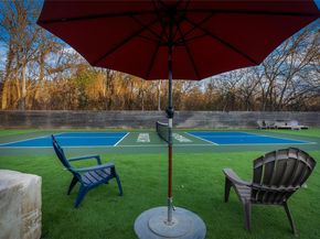 2505 Thornton RD 1105, Austin TX 78704