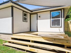 8121 Almondsbury LN, Austin TX 78748