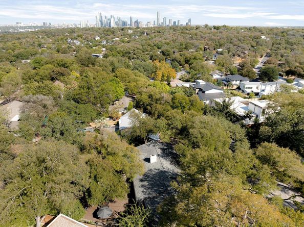 2700 Rockingham DR, Austin TX 78704