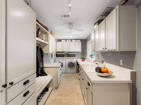 2700 Rockingham DR, Austin TX 78704