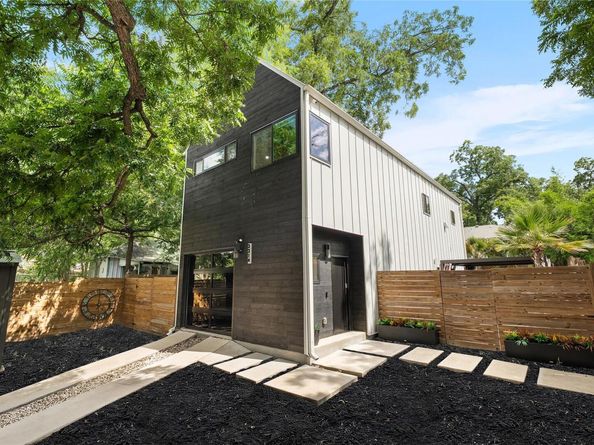 2214 Garden ST 2, Austin TX 78702