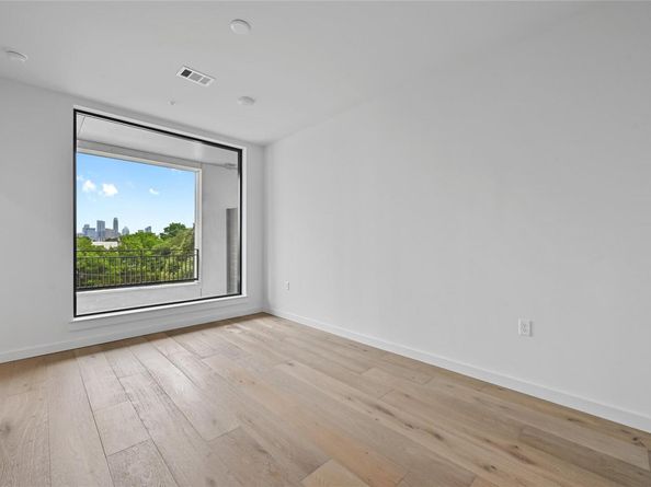 2209 S 1st ST 209, Austin TX 78704