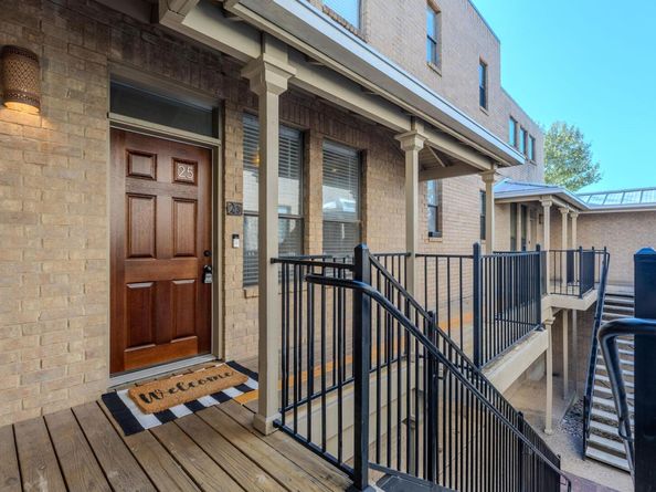 611 E 45th ST 25, Austin TX 78751