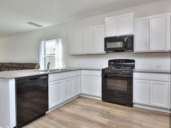 2221 Four Waters LOOP, Georgetown TX 78628