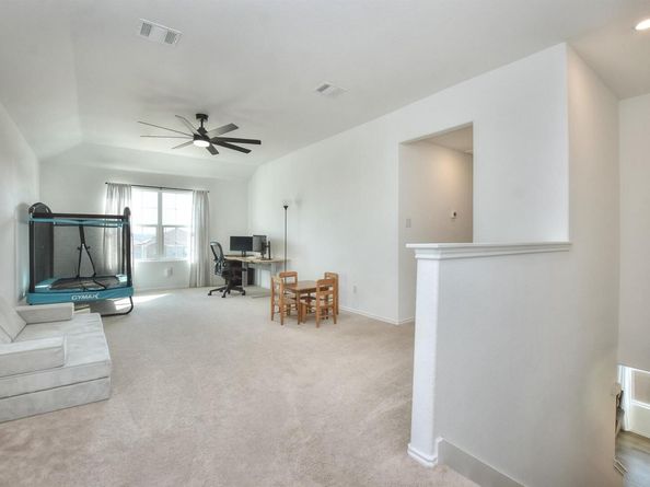 2221 Four Waters LOOP, Georgetown TX 78628