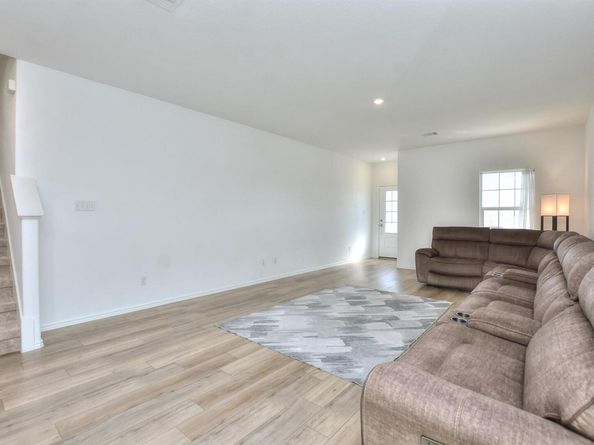 2221 Four Waters LOOP, Georgetown TX 78628