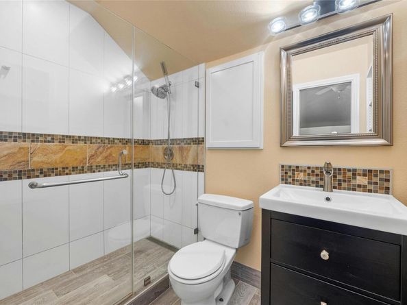 10255 Missel Thrush DR, Austin TX 78750