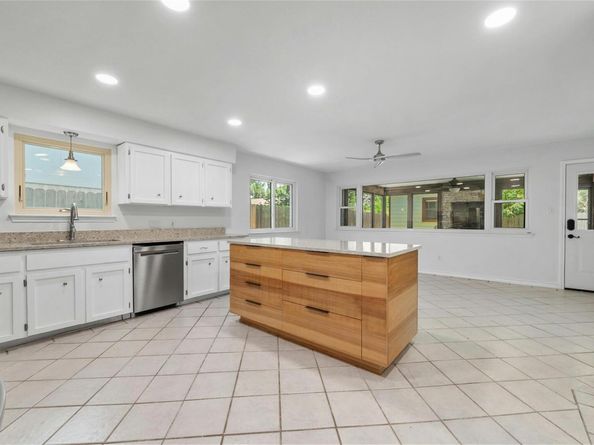 10255 Missel Thrush DR, Austin TX 78750
