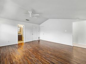 10255 Missel Thrush DR, Austin TX 78750