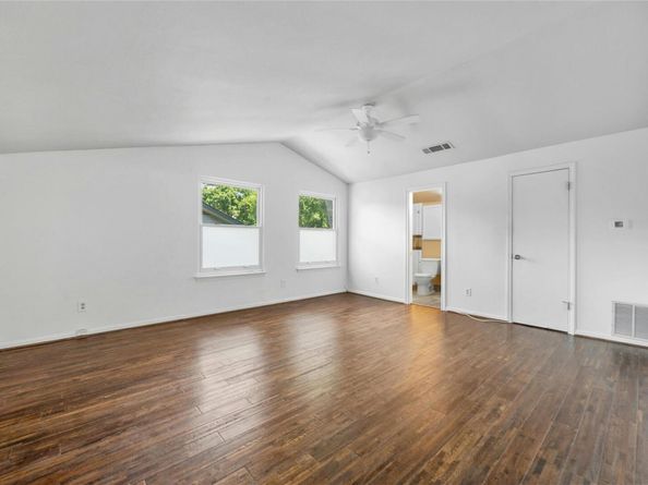 10255 Missel Thrush DR, Austin TX 78750