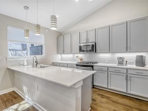 6800 Menchaca RD 5, Austin TX 78745