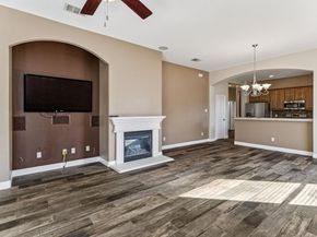 2210 Onion Creek PKWY 401, Austin TX 78747