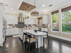 1917 Lakecliff Hills LN, Austin TX 78732