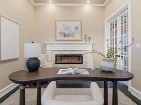 1917 Lakecliff Hills LN, Austin TX 78732