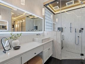 1917 Lakecliff Hills LN, Austin TX 78732