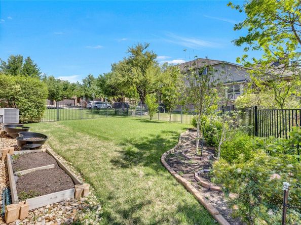4829 Pyrenees PASS, Austin TX 78738