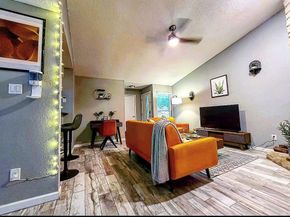 11815 Lochridge DR, Austin TX 78758
