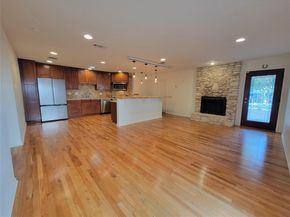 2011 Meadowridge DR A, Austin TX 78704