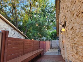 2011 Meadowridge DR A, Austin TX 78704