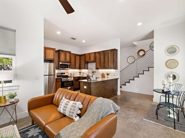 802 Valdez ST B, Austin TX 78741