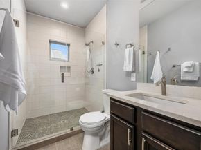 1310 Cedar Ave 1, Austin TX 78702