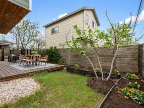 1310 Cedar Ave 1, Austin TX 78702