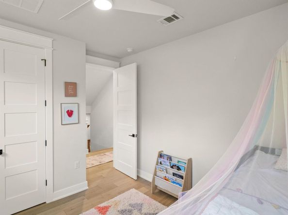 5109 Stone Gate DR 1, Austin TX 78721