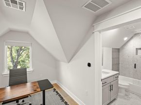 5109 Stone Gate DR 1, Austin TX 78721