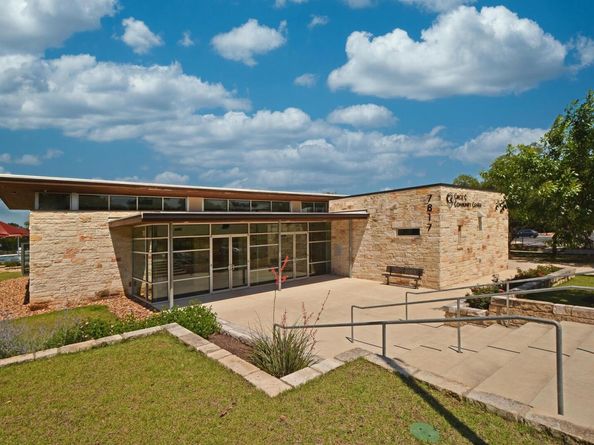 8824 Colberg DR, Austin TX 78749