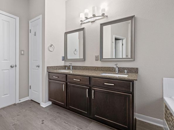 8824 Colberg DR, Austin TX 78749