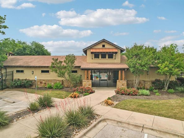407 Misty Morn LN, Cedar Park TX 78613