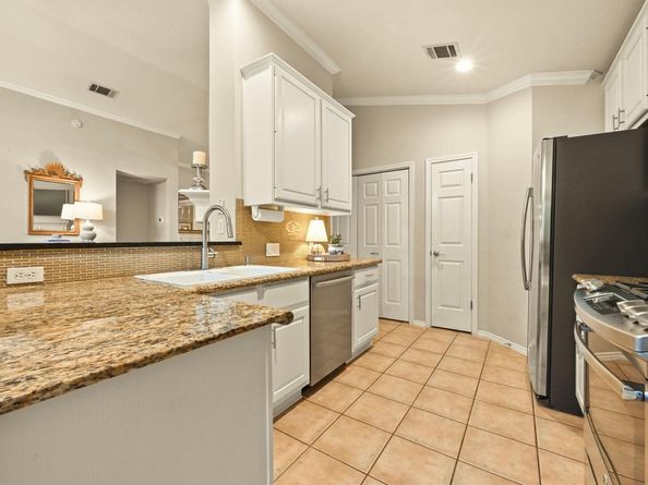 5400 Painted Shield DR, Austin TX 78735