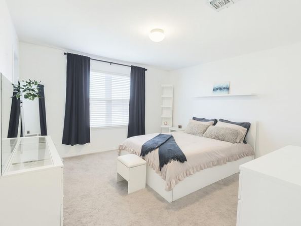 242 Zuma DR, Liberty Hill TX 78642