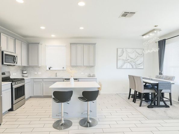 242 Zuma DR, Liberty Hill TX 78642