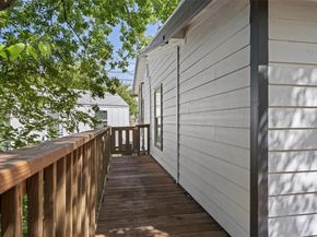 1167 Ridgeway DR, Austin TX 78702
