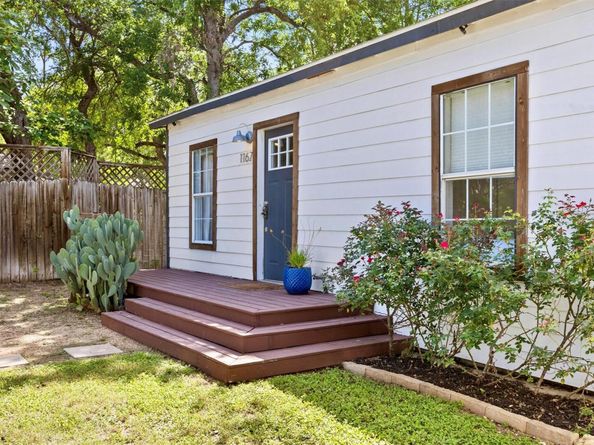 1167 Ridgeway DR, Austin TX 78702