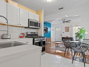 1167 Ridgeway DR, Austin TX 78702