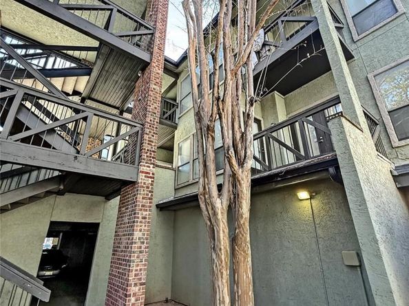 807 W 25th ST 312, Austin TX 78705