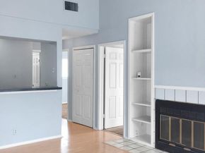 807 W 25th ST 312, Austin TX 78705