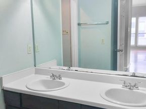 807 W 25th ST 312, Austin TX 78705