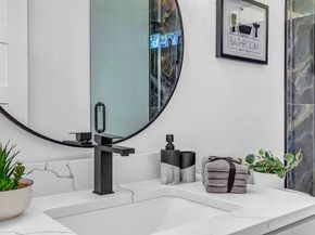 3104 E 16th ST, Austin TX 78702