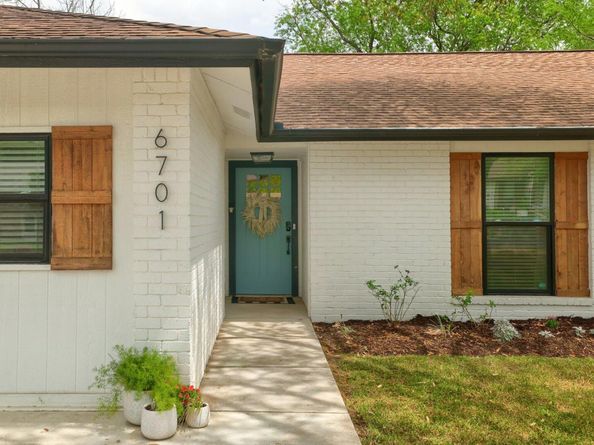 6701 Lancret Hill DR, Austin TX 78745