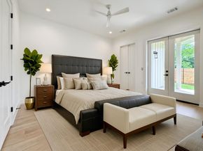 3614 Abbate CIR B, Austin TX 78721