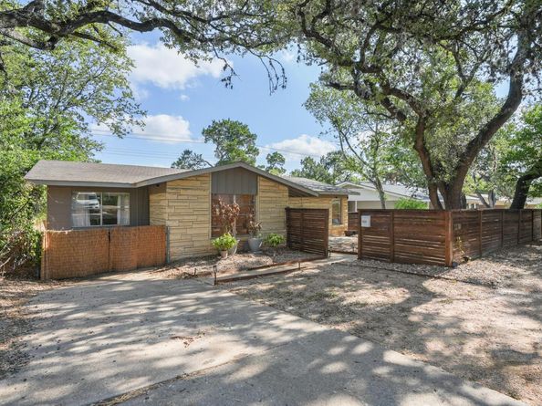 1110 W Oltorf ST, Austin TX 78704